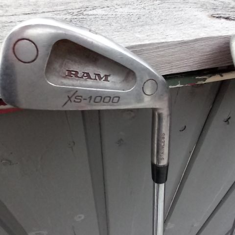 Golf jernsett RAM XS-1000