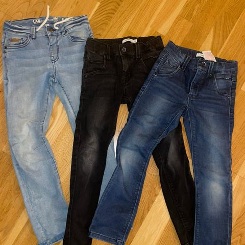 Tre pent brukte jeans (slimfit og jogger)
