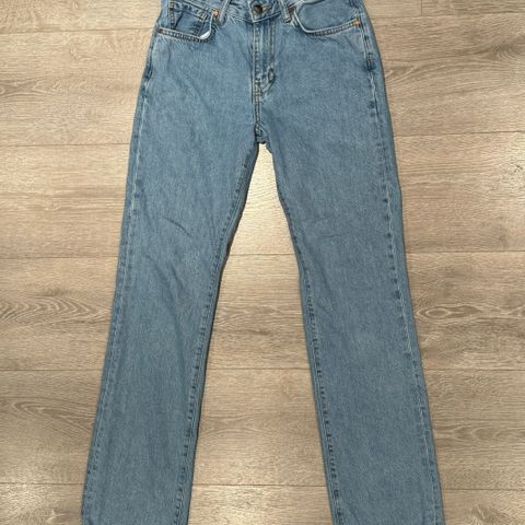 Pent brukt jeans
