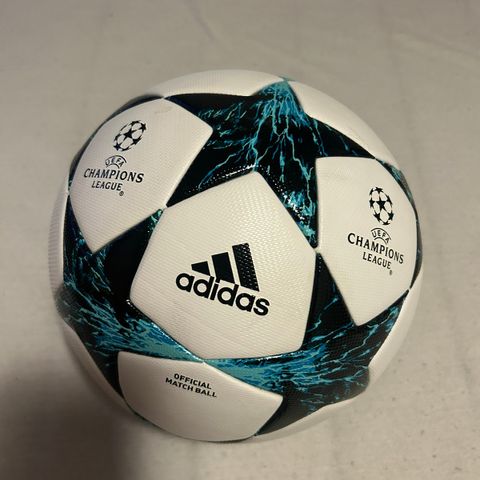 Champions league matchball