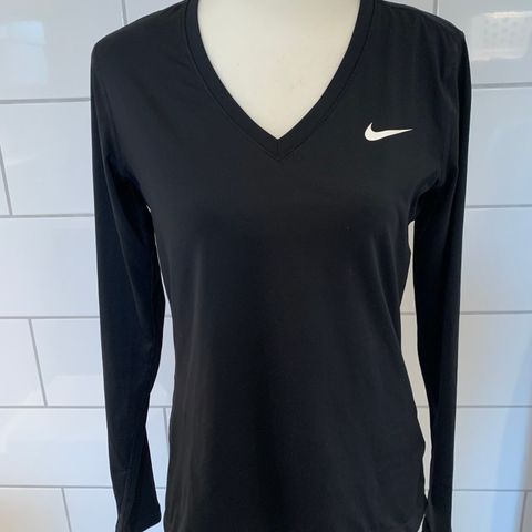Nike Dri-fit genser til dame