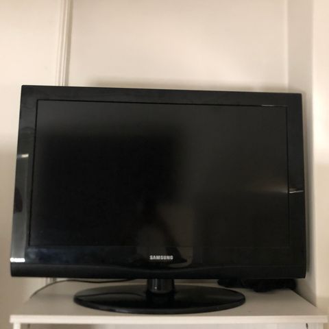 Samsung TV (Model LE32C355 - 37 inch)