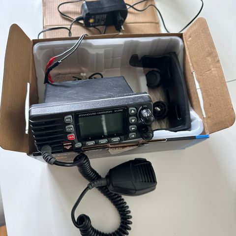 VHF Standard horizon GX 1300E
