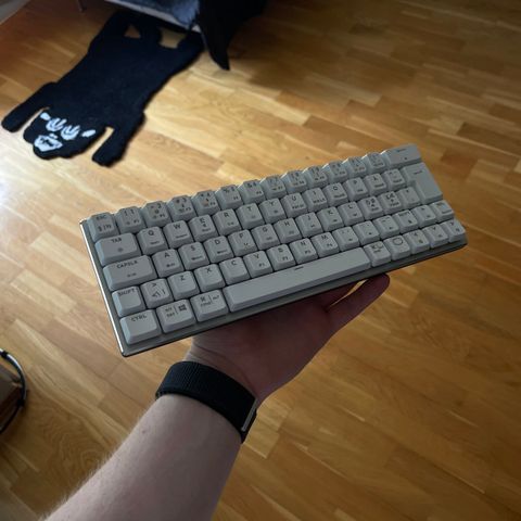 Keyboard Coolermaster SK-620 selges billig