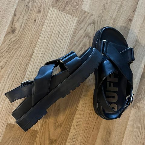Buffalo sandaler