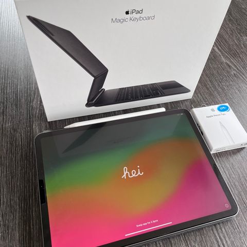 iPad Pro 11" med tilbehør