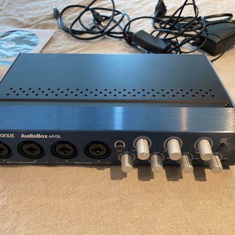 Presonus audiobox 44vsl