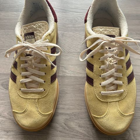 Adidas gazelle