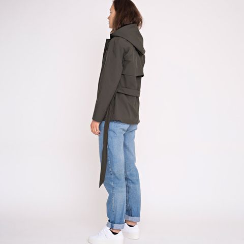 JOHNNYLOVE Emma Short parka jacket farge Olive