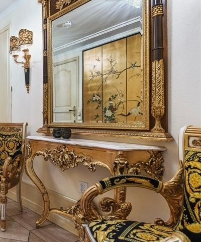 Italiensk antikk speil, unikt og sjeldent.
