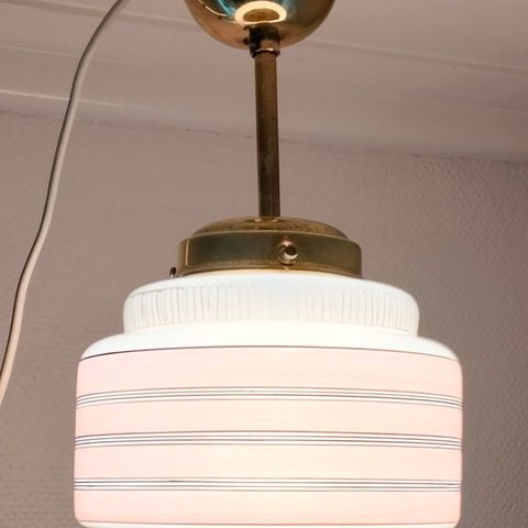 Vintage Art Deco lampe i rosa .Norske Elektrik
