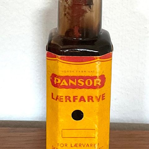 PANSOR LÆRFARGE