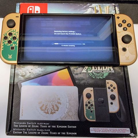 Nintendo Switch OLED Legend of Zelda Special Edition!
