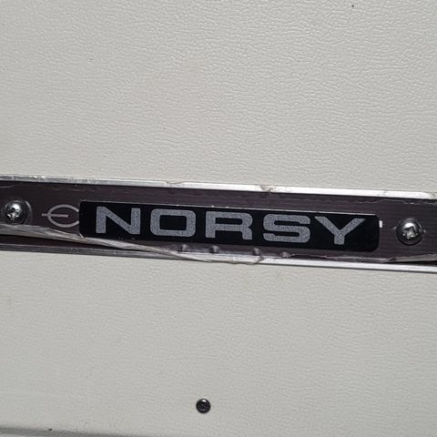 Norsy strikkemaskin