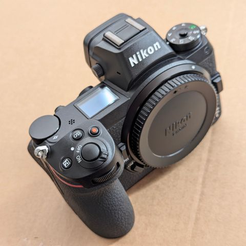 Nikon Z6 (ProRes RAW aktivert hos FotoCare)