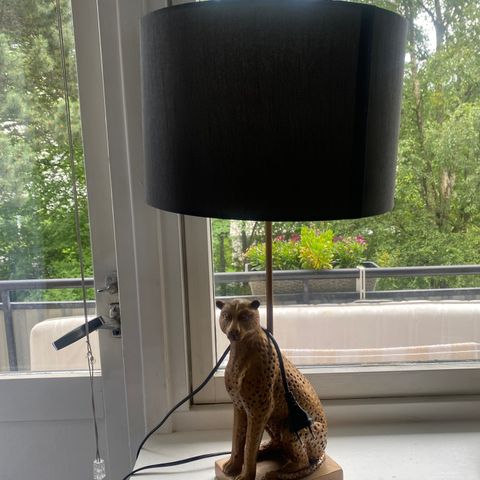 vakker lampe, som ny