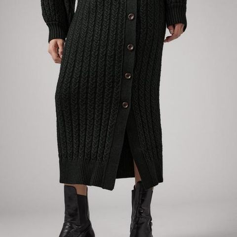 New ZARA knit skirt, size M/L