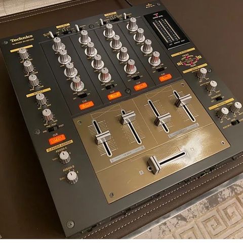 Technics SH-MZ1200K "Black" 4 Channel mixer