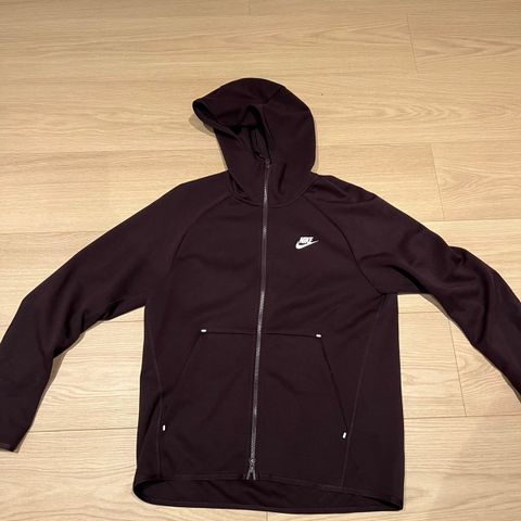 Nike Tech Fleece jakke