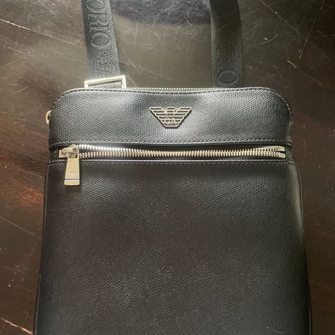 Armani sidebag