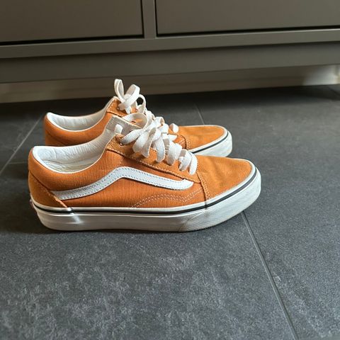 Vans str 36