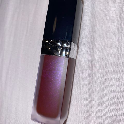 Dior (Limited Edition) glittery lip 993 magical