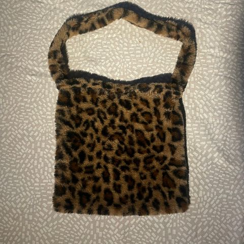 Leopard tote bag