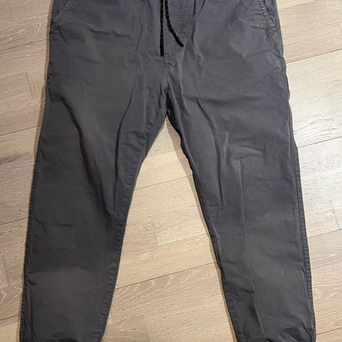 American Eagle «jogger» Str. L