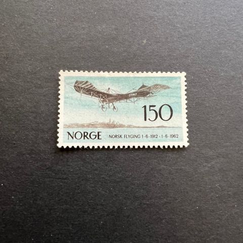 Norsk flygning 50 år. 1962