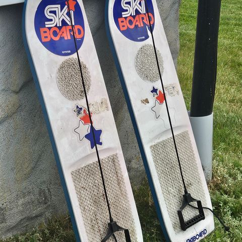 Hammarplast Skiboard selges