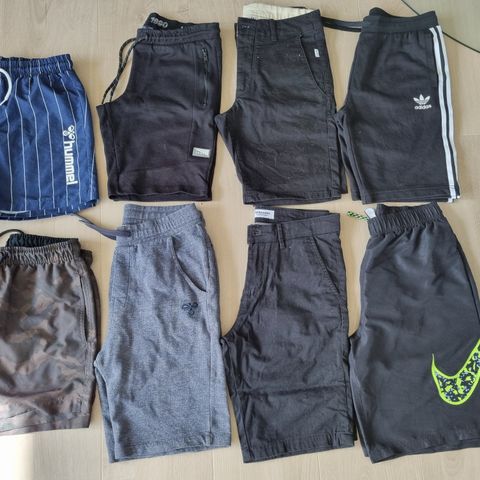 Diverse shorts fra 164 til XS