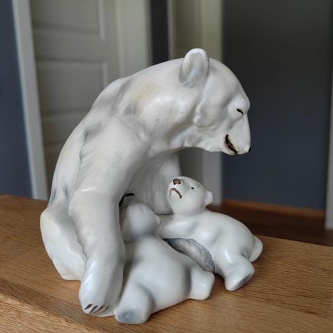 Isbjørn figur fra Goebel.