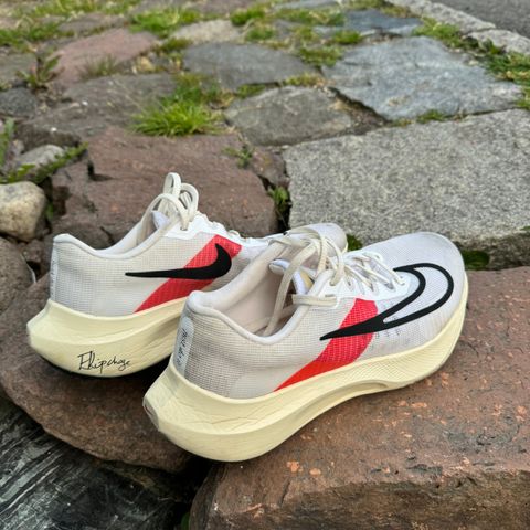 Nike Zoom Fly 5 Str. 44