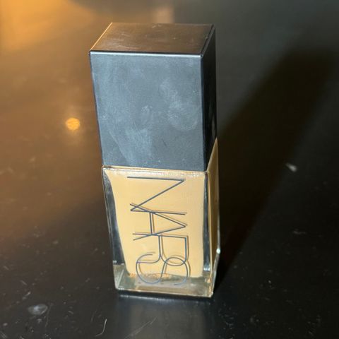 NARS Light Reflecting Foundation Stromboli