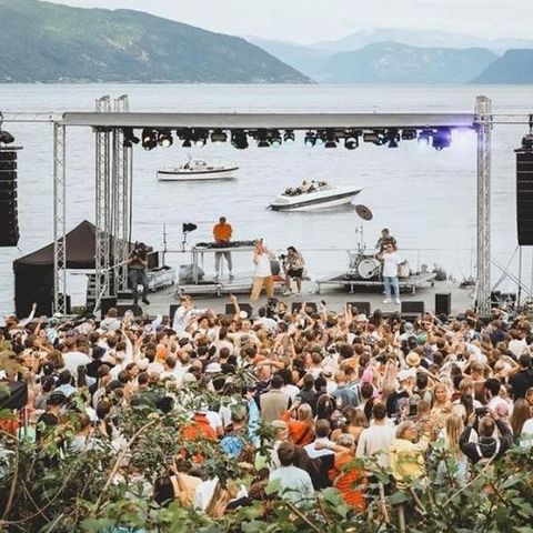 Balestrand badeklubb festival