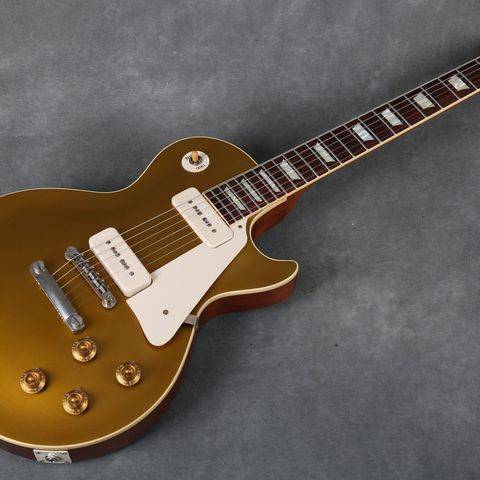 Gibson Les Paul CS 1956 eller lignende.