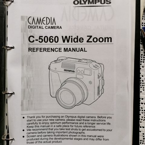 Olympus Digital C-5060 Wide Zoom m/blitz, fjernkontroll, linser mm