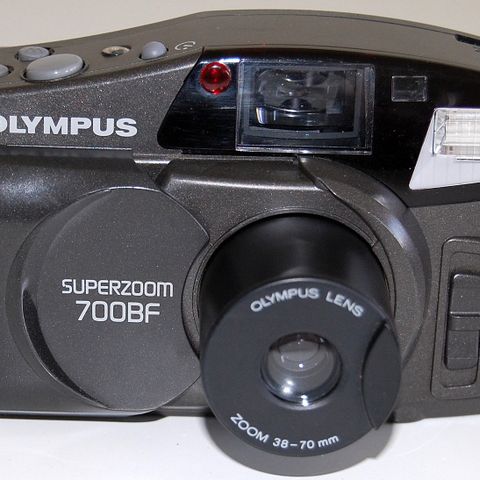 Olympus SuperZoom 700BF(Accura) Quartz Date,38-70 mm  Olympus Zoomobjektiv