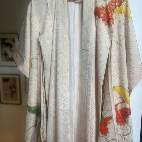 Vintage Japansk kimono i 100% silke