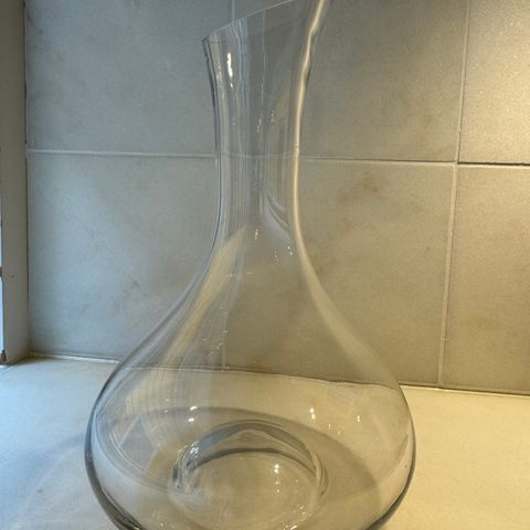 Stilren glass karaffel