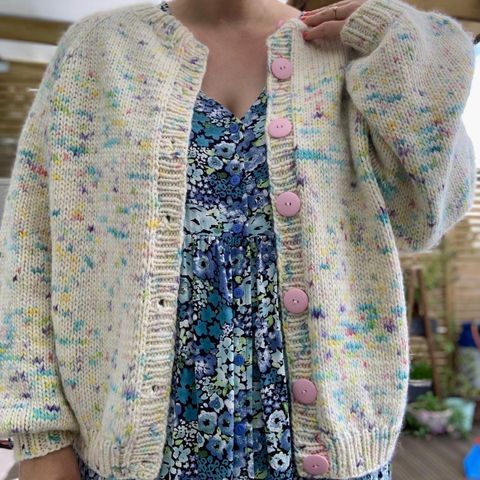 Tutti frutti cardigan