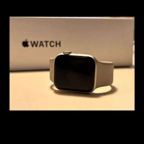 Apple Watch SE (2nd gen) 40mm. Cellular