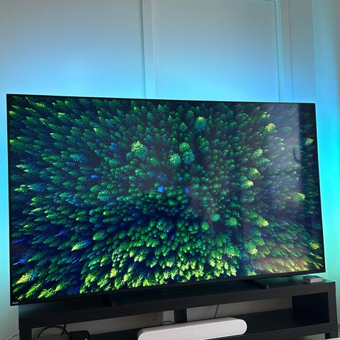 Philips 75" 4K Amblight