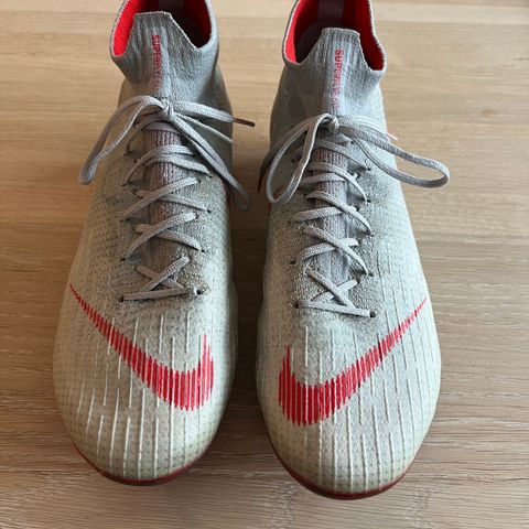 Nike Mercurial Superfly 360 AG - Størrelse 45 - Veldig lite brukte fotballsko