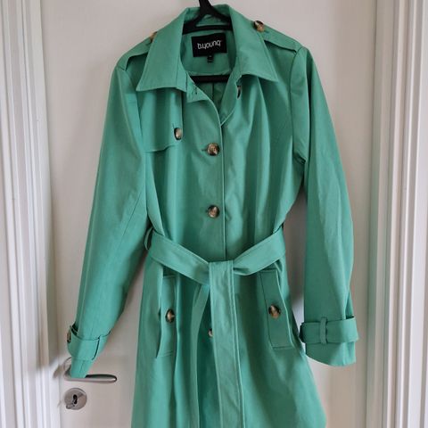 Trench coat fra B-Young str 40