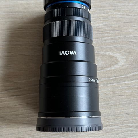 Laowa 25mm f/2.8 2.5-5x Ultra Macro Sony FE