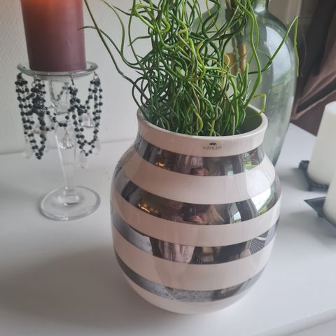 Kahler vase