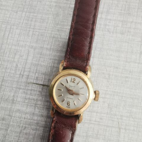 NY PRIS! FLYTTESALG Dreffa Geneve 17 Rubis Swiss Retro Klokke Armbåndsur Sveits