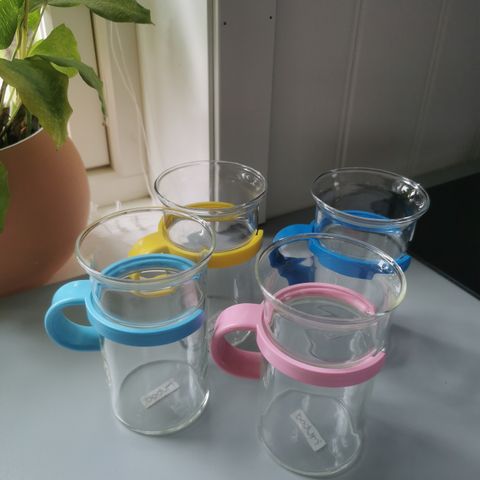 4 x Bodum Bistro Retro Glass Krus Kopper i Ulike Farger Chambord