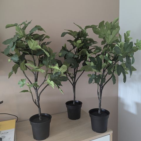 4 stk kunstige planter